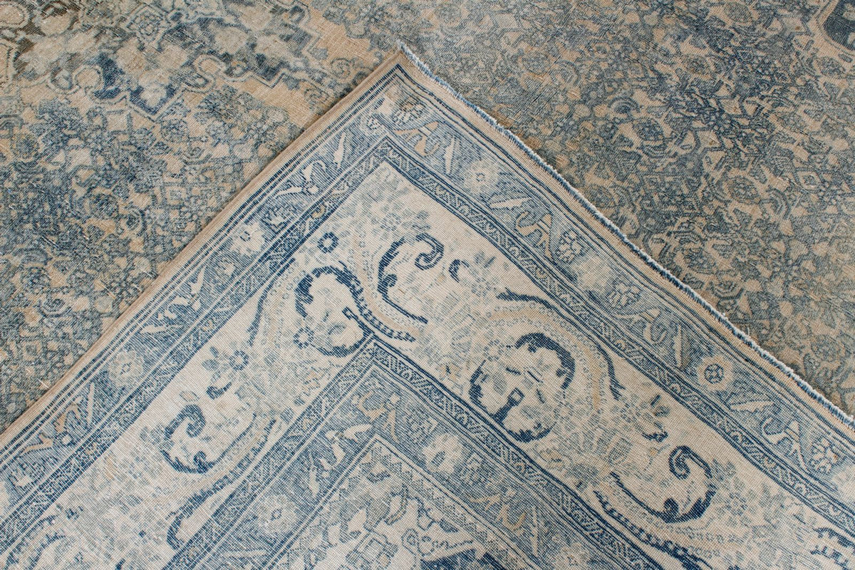 8x11 Ivory and Blue Persian Traditional Rug