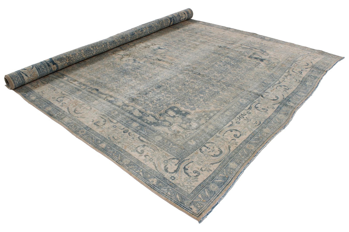 8x11 Ivory and Blue Persian Traditional Rug