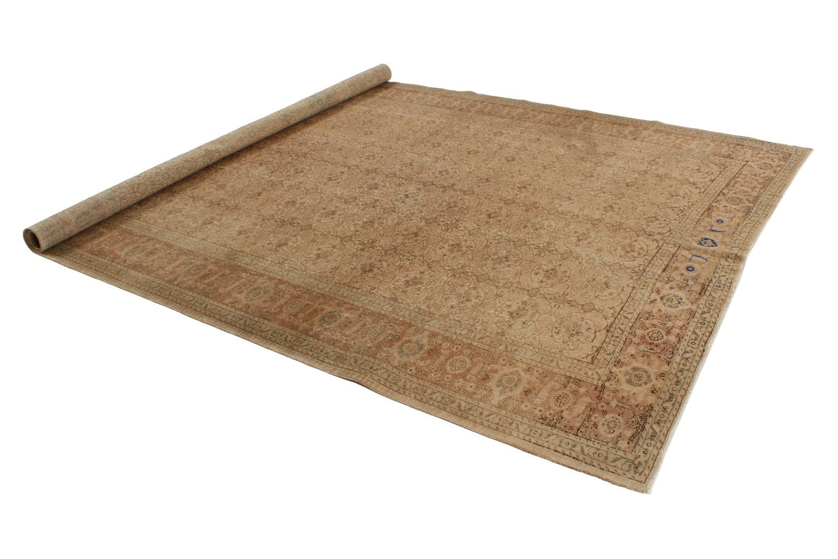 8x12 Ivory And Brown Turkish Traditional Rug