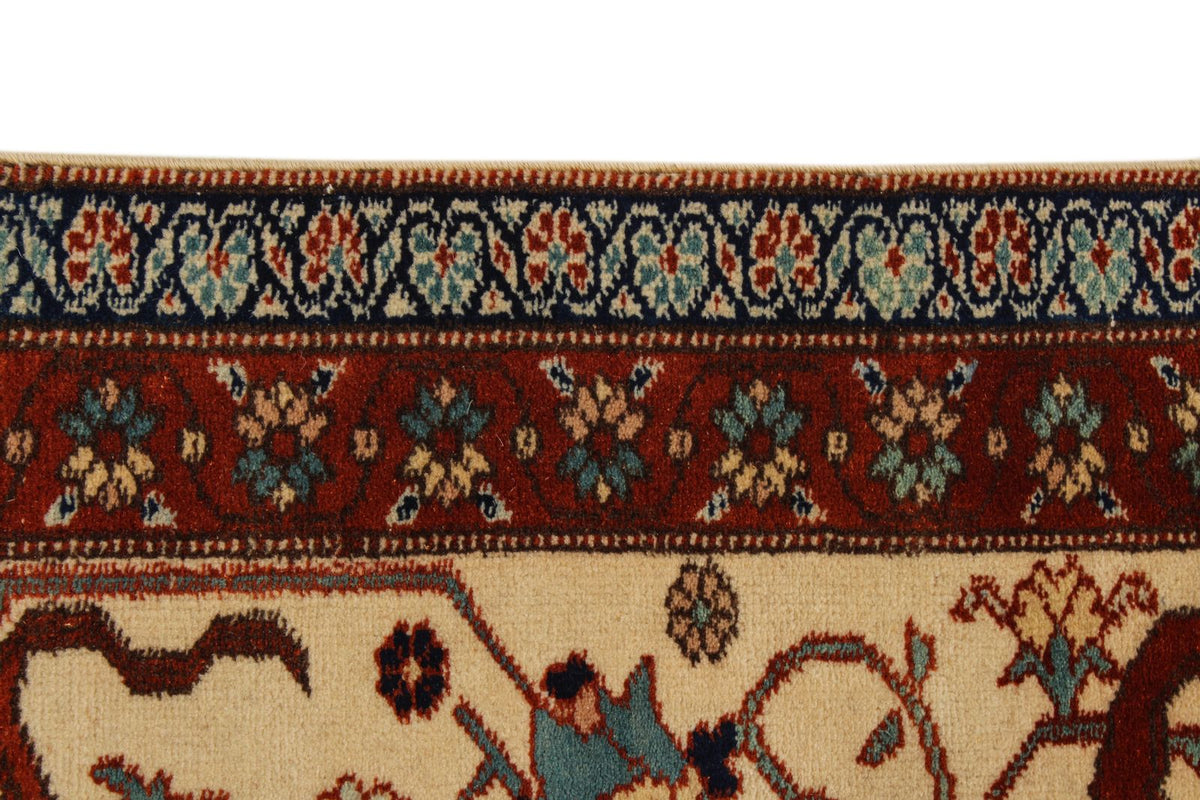 8x10 Ivory Persian Traditional Rug