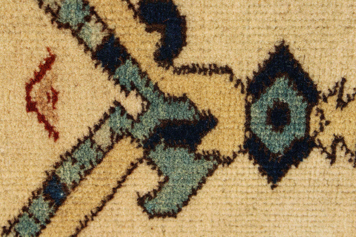 8x10 Ivory Persian Traditional Rug