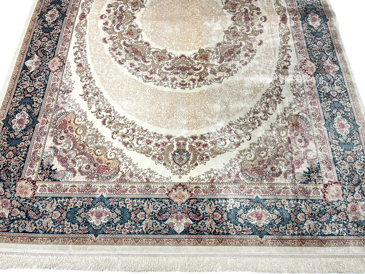 6x8 Ivory and Blue Turkish Antep Rug
