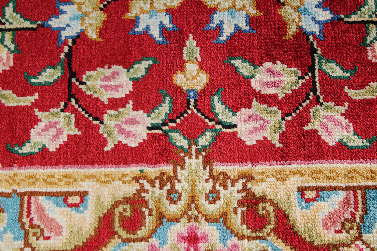 4x6 Red and Black Turkish Silk Rug