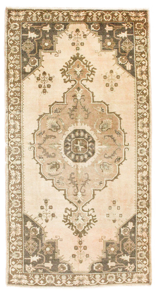 5x9 Ivory and Brown Turkish Tribal Rug