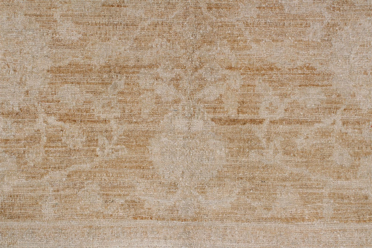 5x7 Beige Turkish Traditional Rug