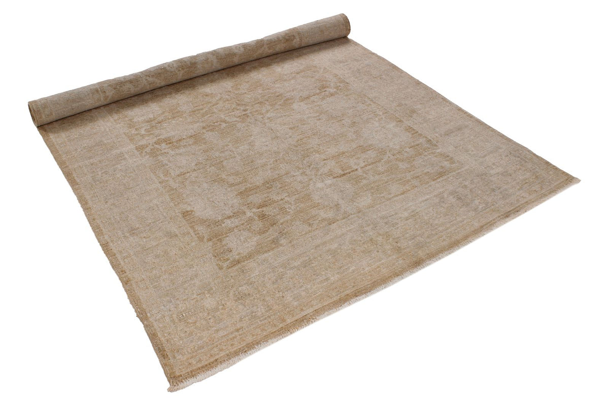 5x7 Beige Turkish Traditional Rug