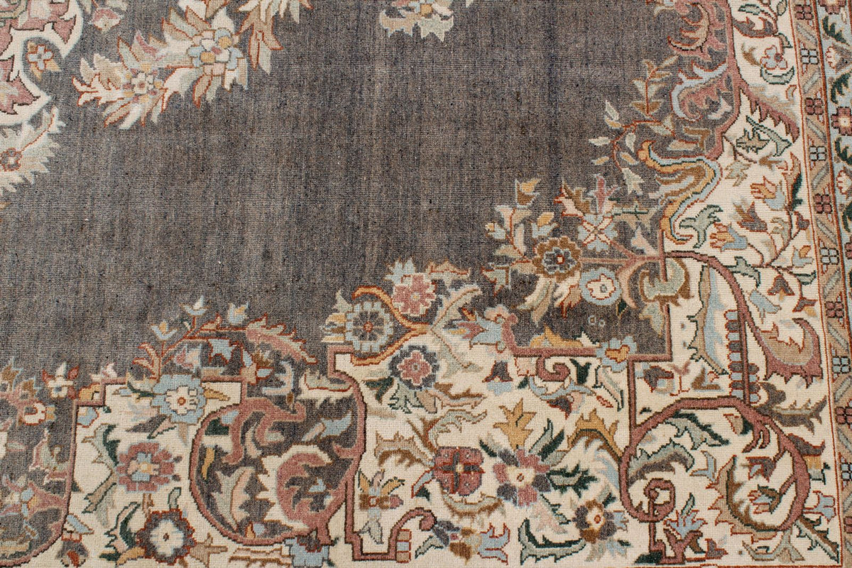 8x12 Gray and Beige Turkish Tribal Rug