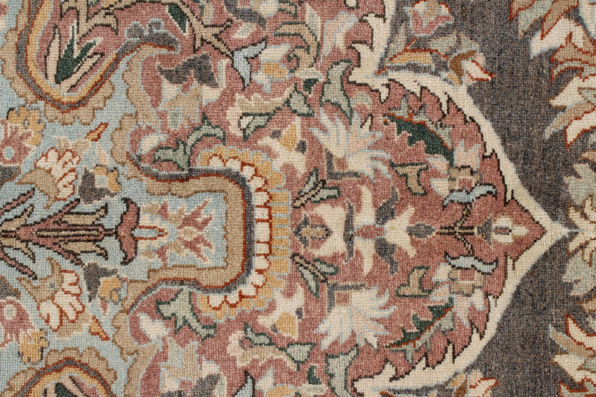 8x12 Gray and Beige Turkish Tribal Rug