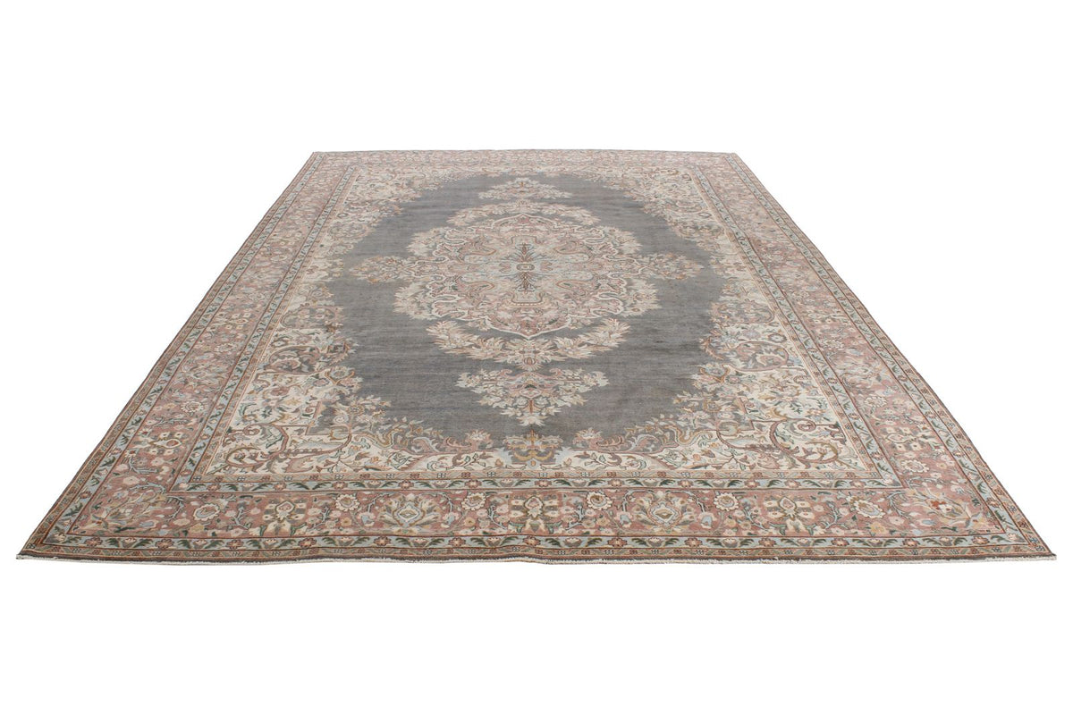 8x12 Gray and Beige Turkish Tribal Rug