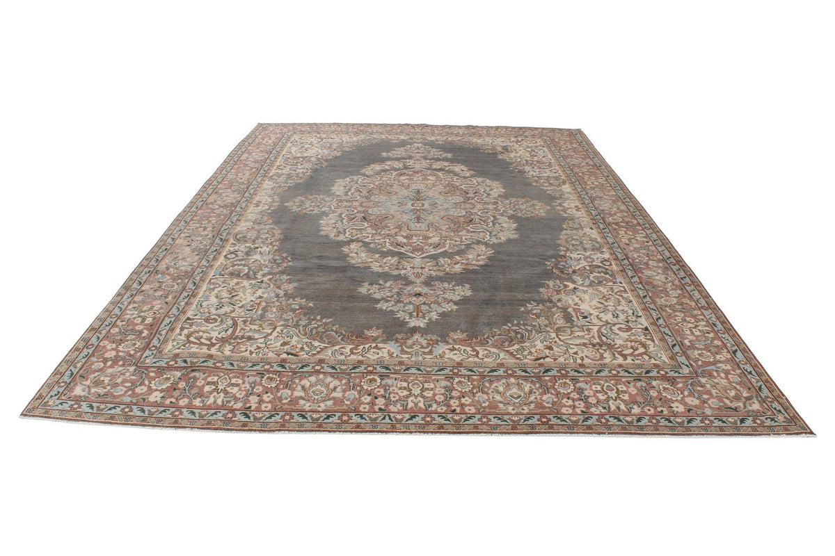 8x12 Gray and Beige Turkish Tribal Rug