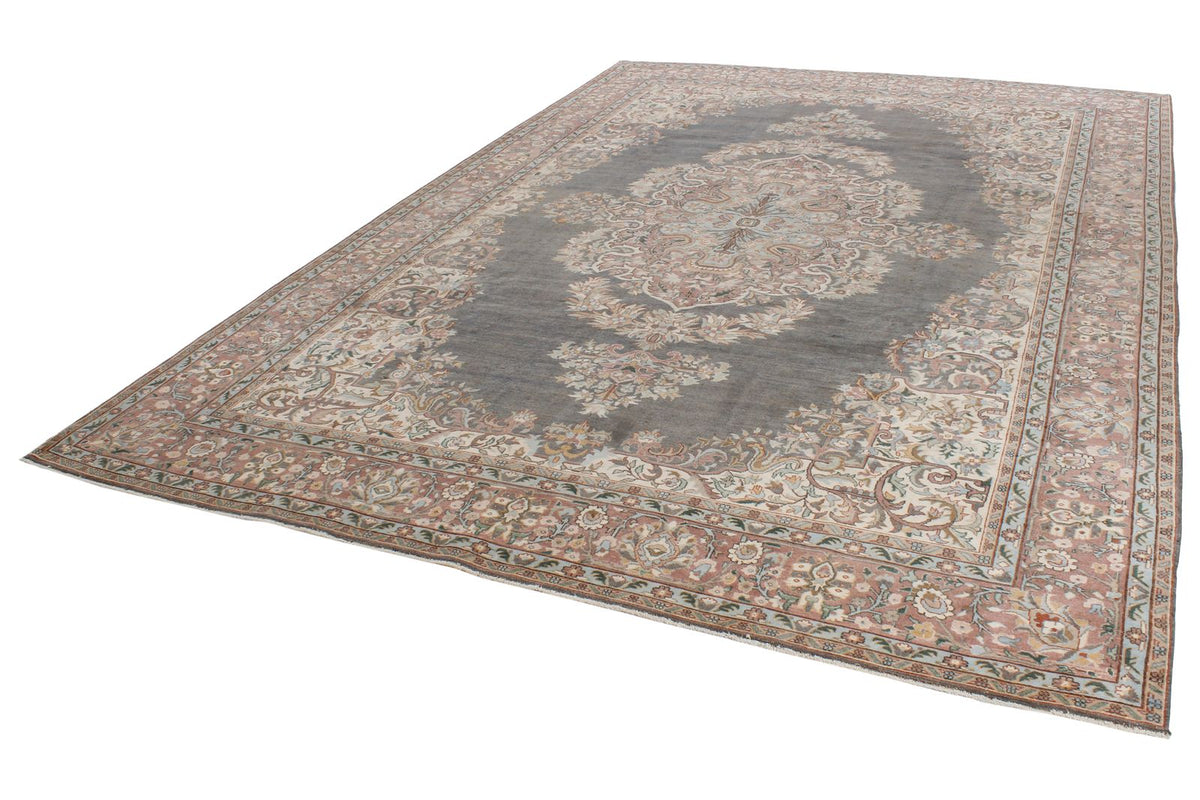 8x12 Gray and Beige Turkish Tribal Rug