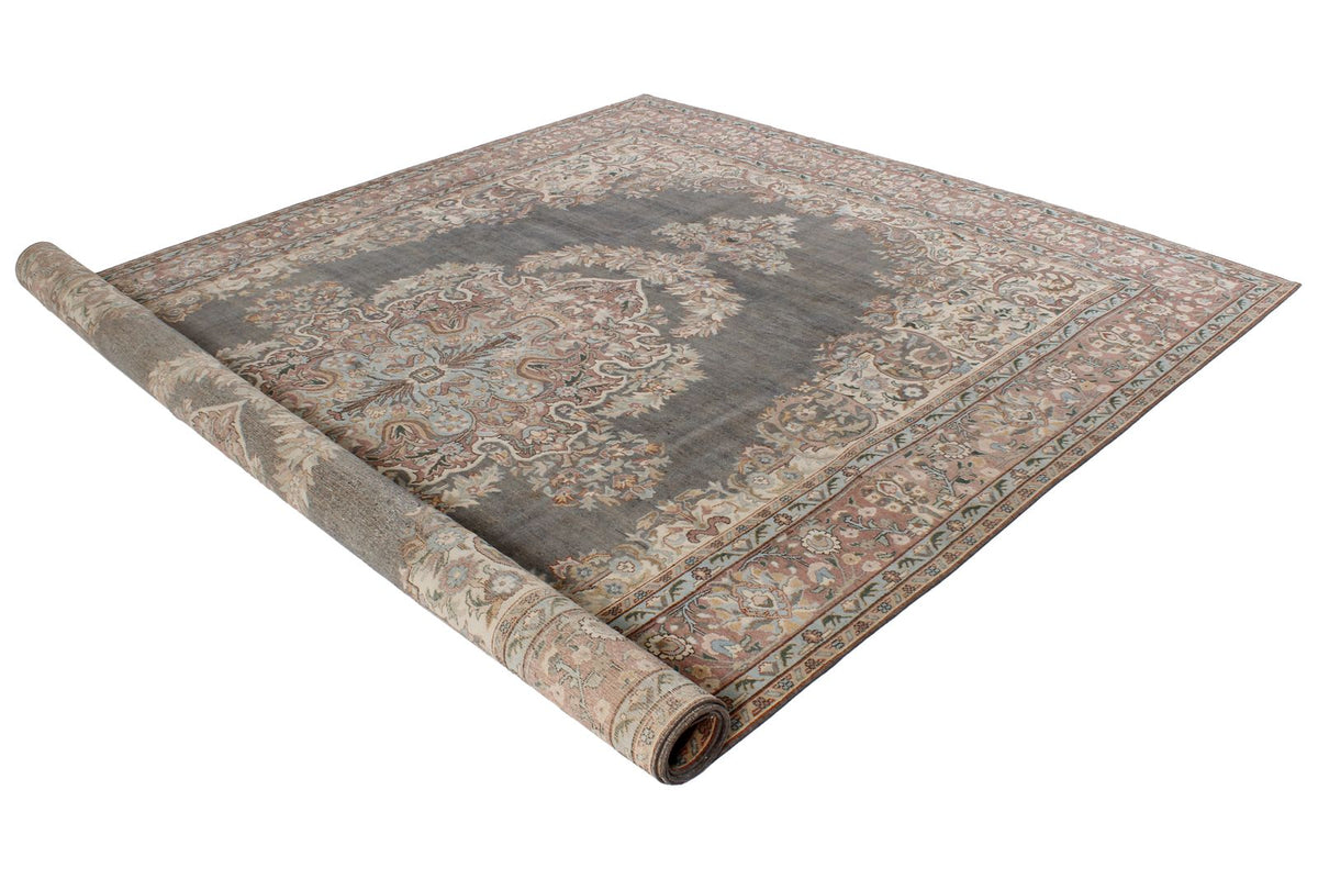 8x12 Gray and Beige Turkish Tribal Rug