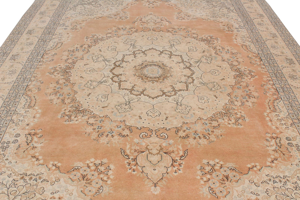 9x12 Rust and Beige Turkish Tribal Rug