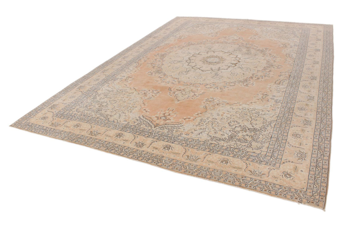 9x12 Rust and Beige Turkish Tribal Rug