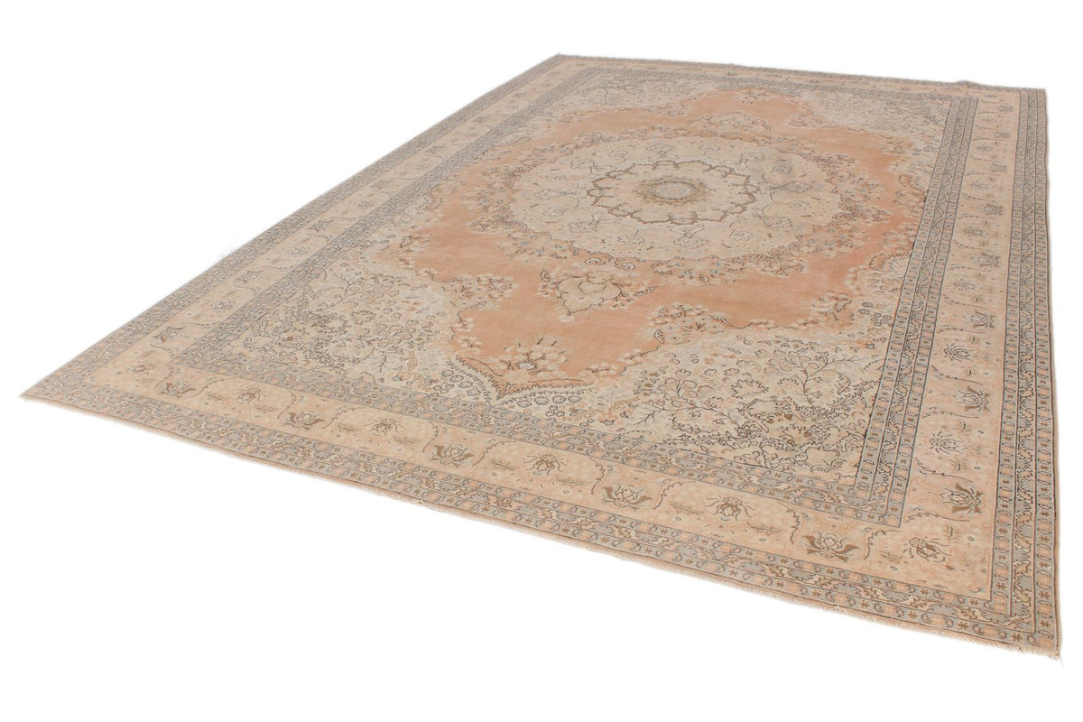 9x12 Rust and Beige Turkish Tribal Rug