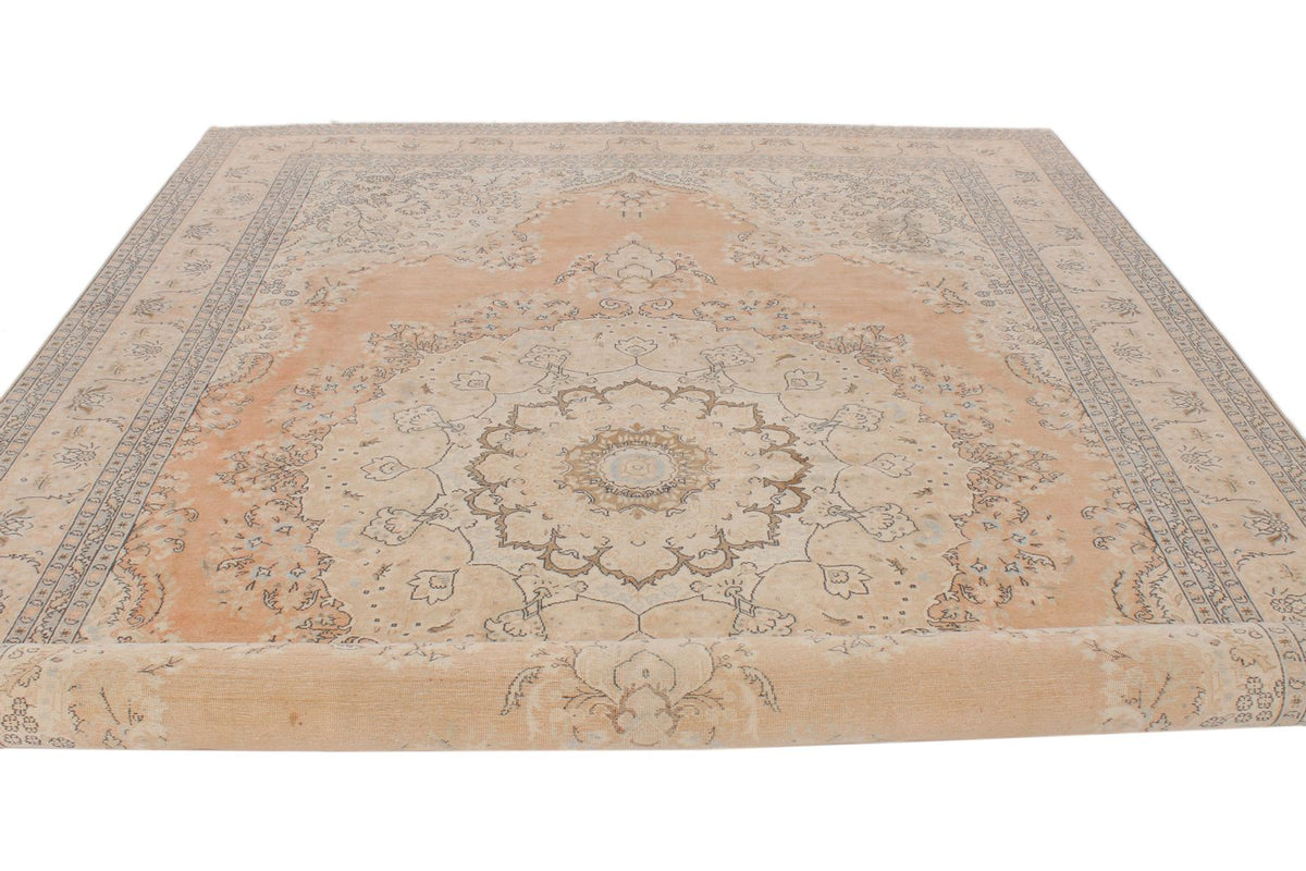 9x12 Rust and Beige Turkish Tribal Rug