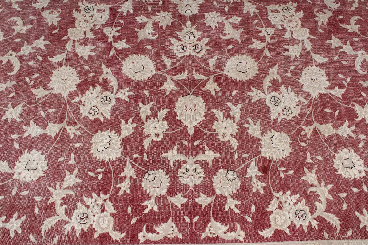 9x12 Burgundy and Beige Turkish Traditional Rug
