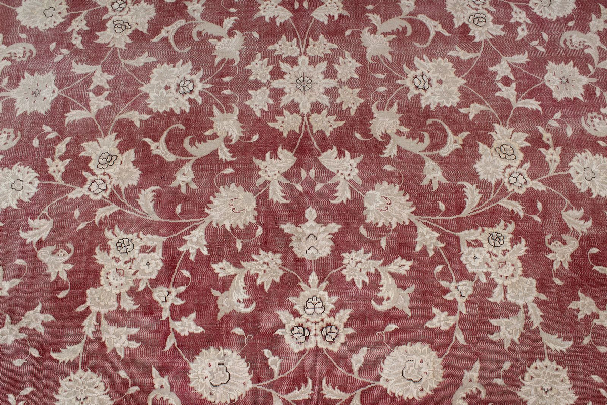 9x12 Burgundy and Beige Turkish Traditional Rug