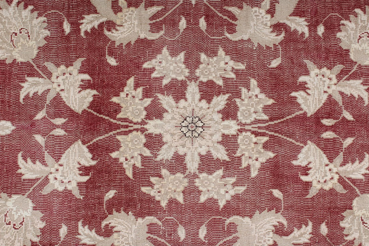 9x12 Burgundy and Beige Turkish Traditional Rug