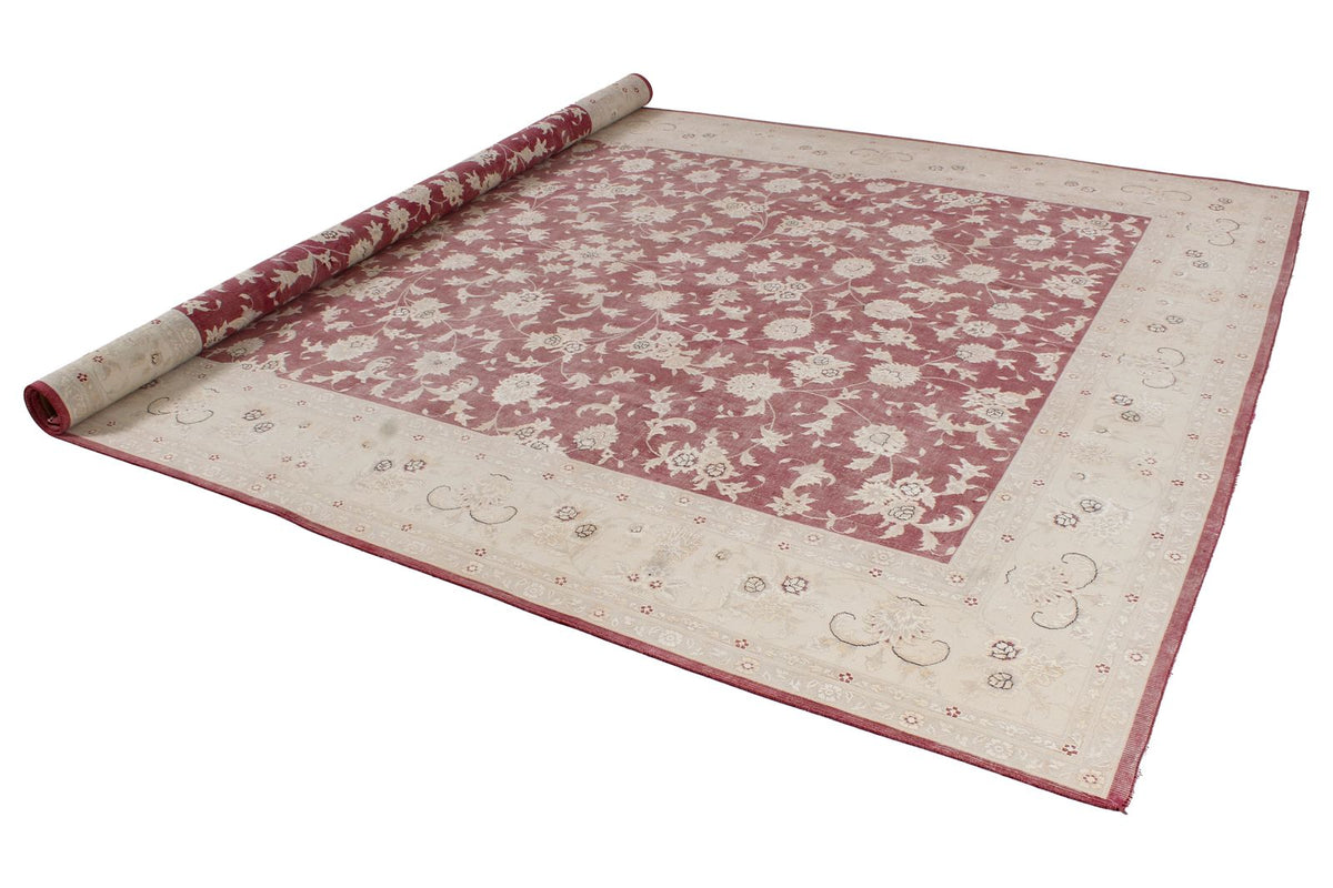 9x12 Burgundy and Beige Turkish Traditional Rug