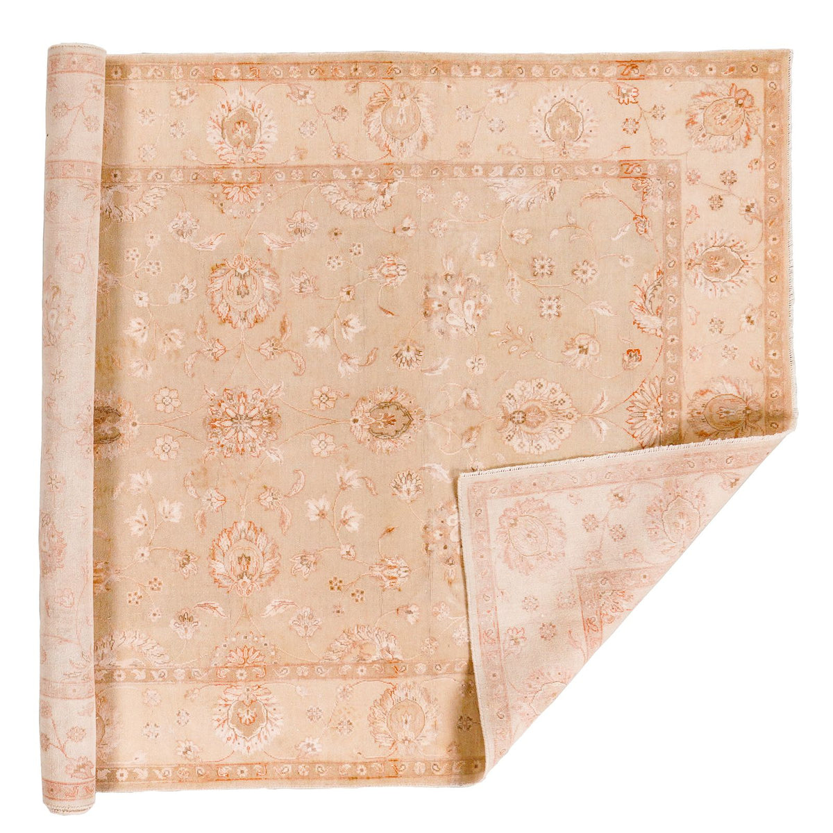 6x9 Beige Silk Flower Rug