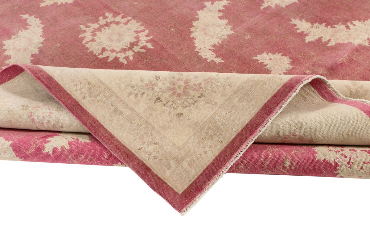 8x10 Rust and Beige Turkish Traditional Rug