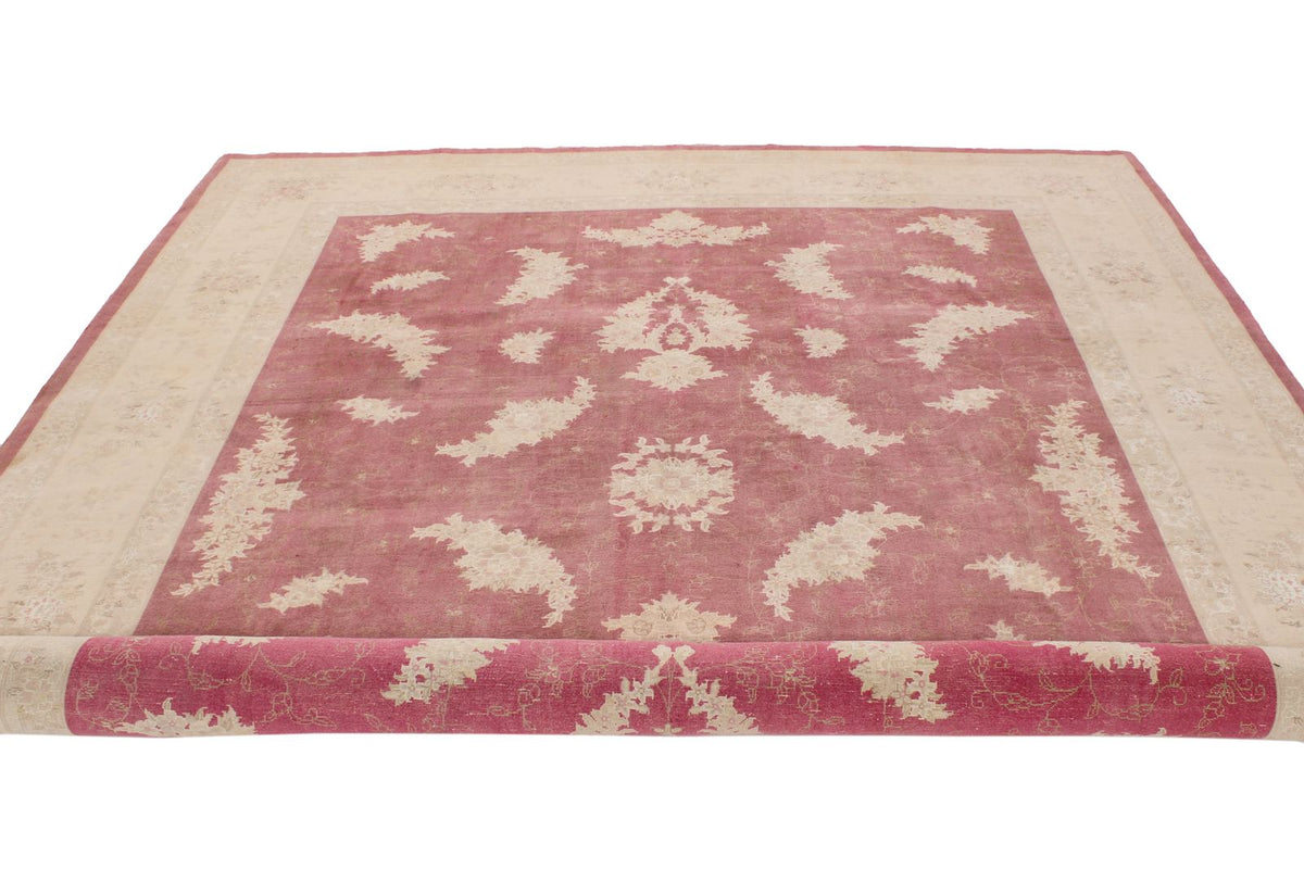8x10 Rust and Beige Turkish Traditional Rug
