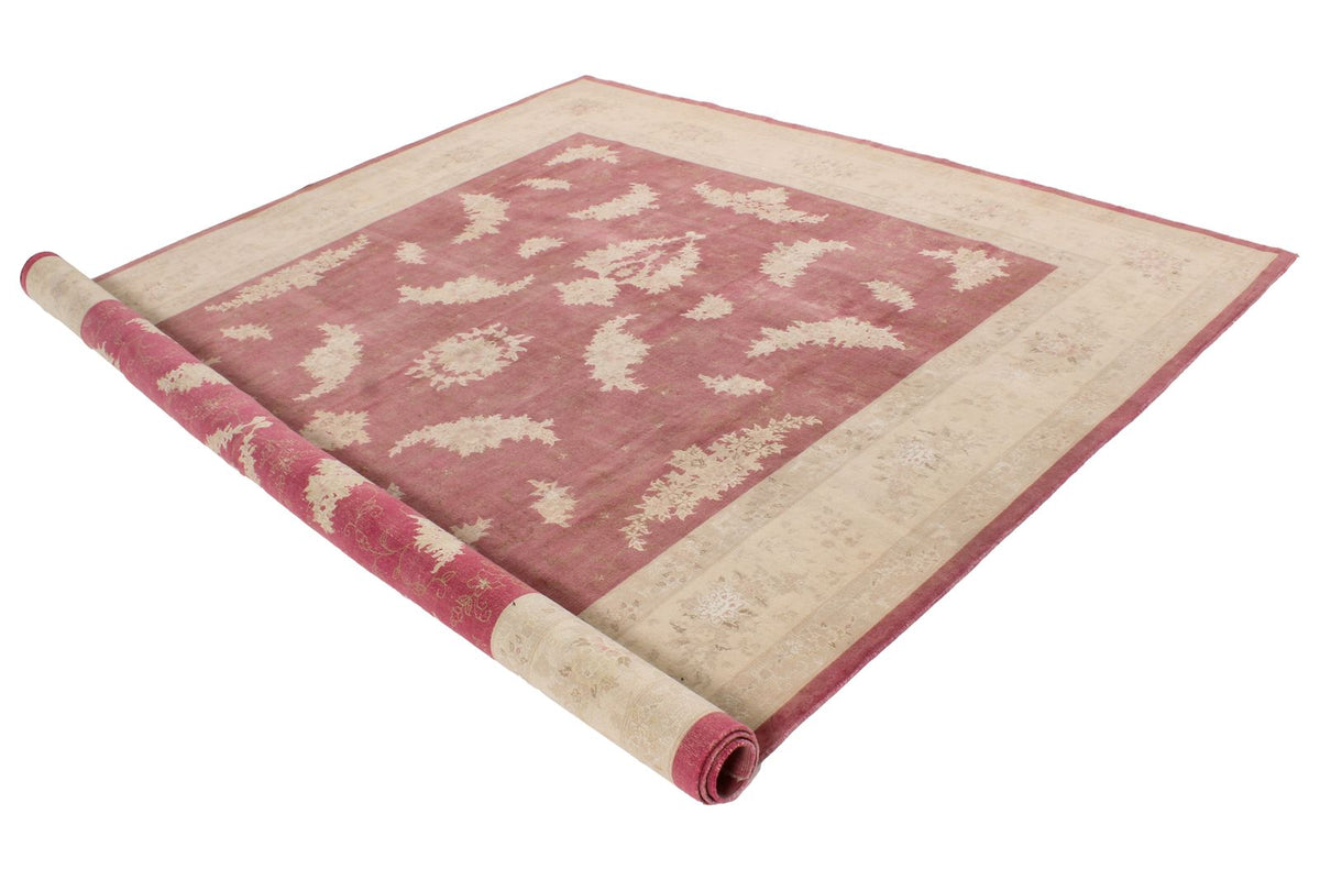 8x10 Rust and Beige Turkish Traditional Rug