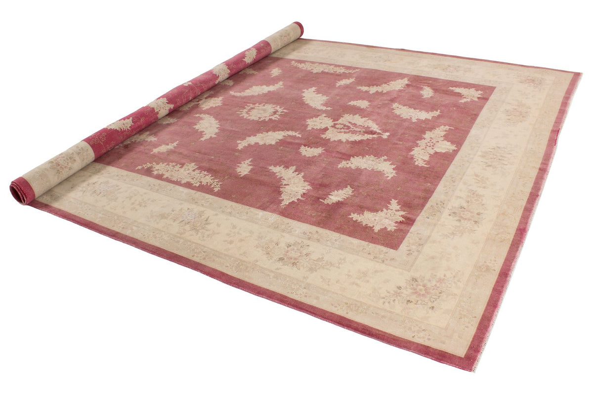 8x10 Rust and Beige Turkish Traditional Rug