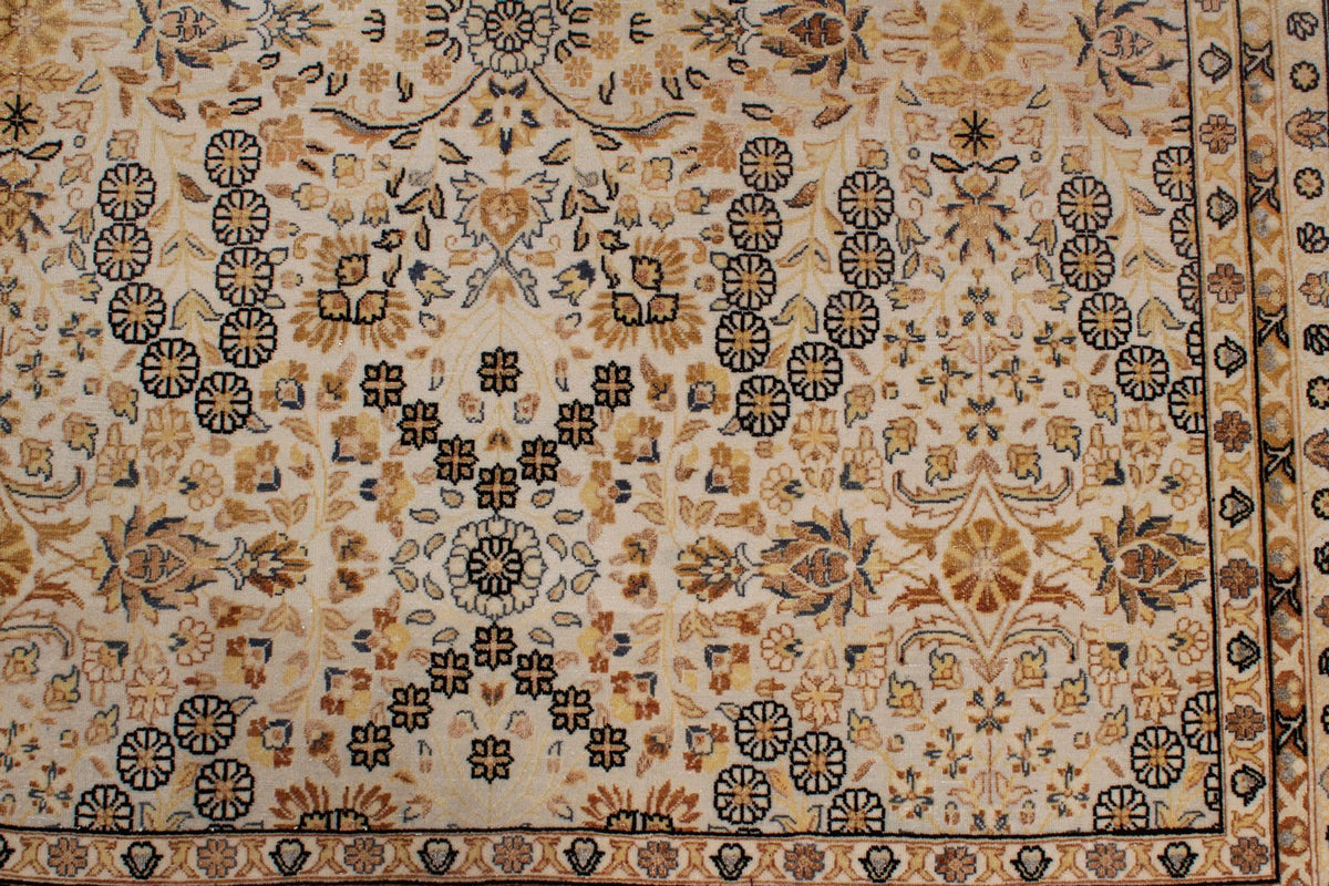9x12 Beige and Black Turkish Silk Rug