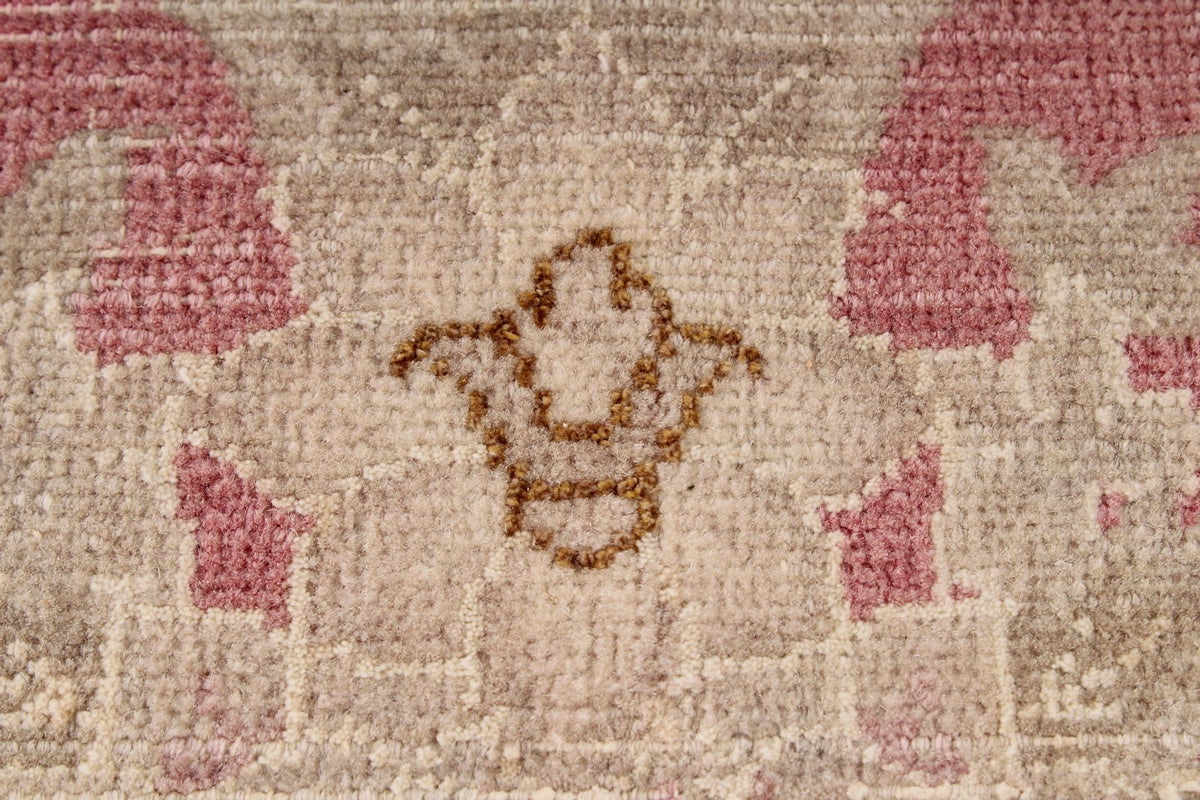9x12 Pink and Beige Turkish Traditional Rug