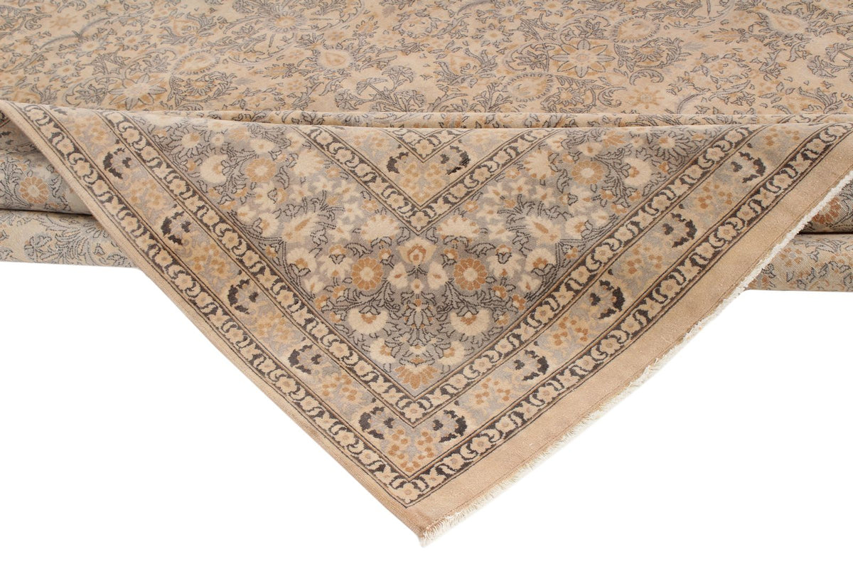 9x12 Beige and Gray Persian Traditional Rug