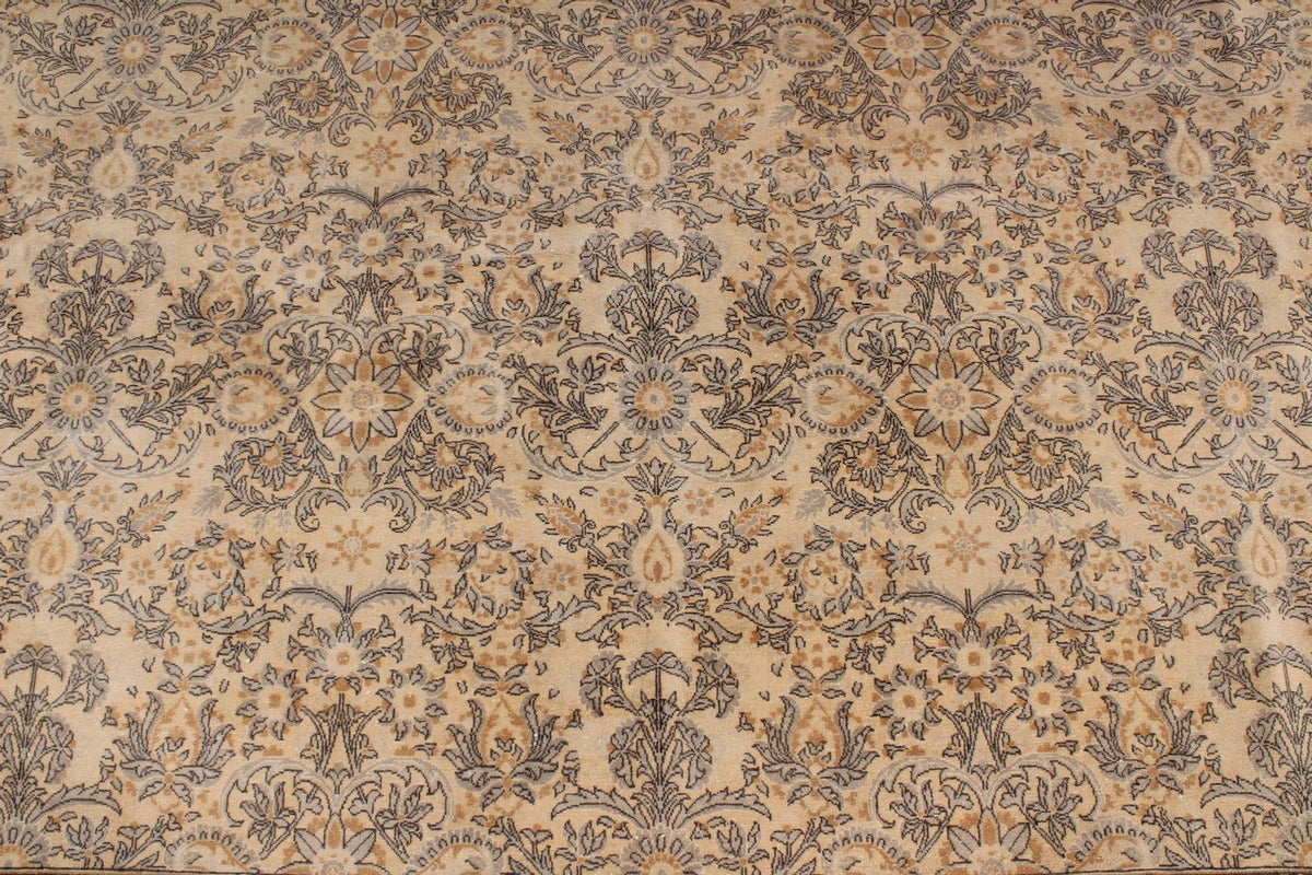 9x12 Beige and Gray Persian Traditional Rug