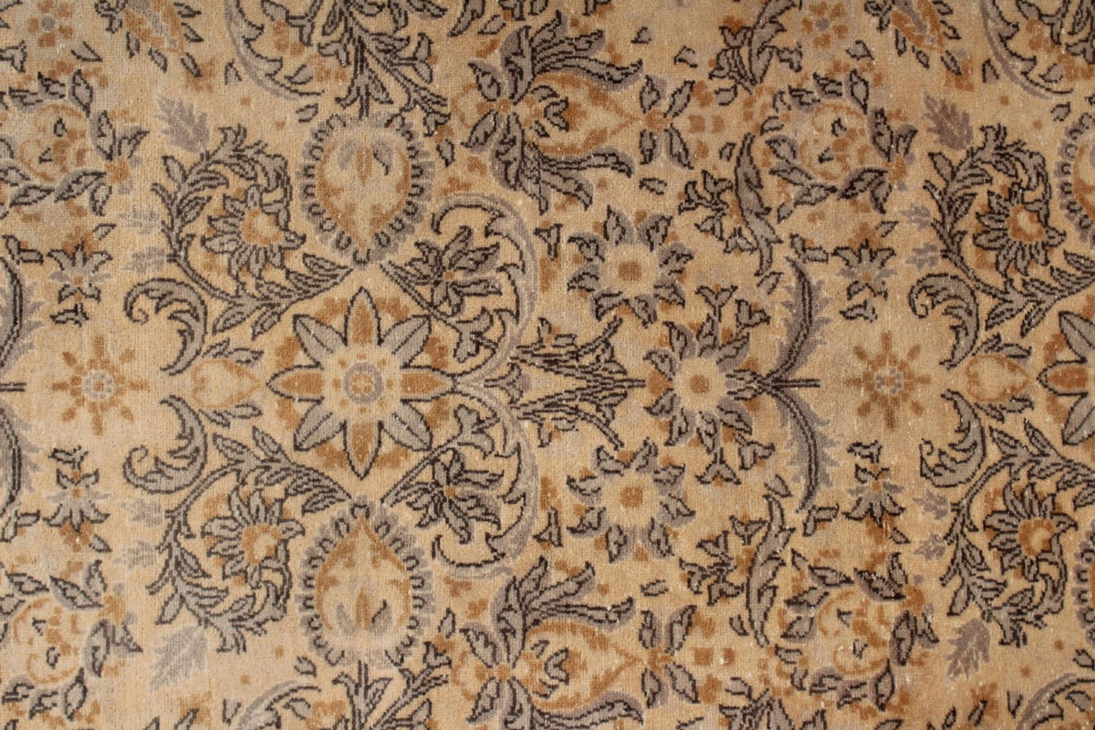9x12 Beige and Gray Persian Traditional Rug