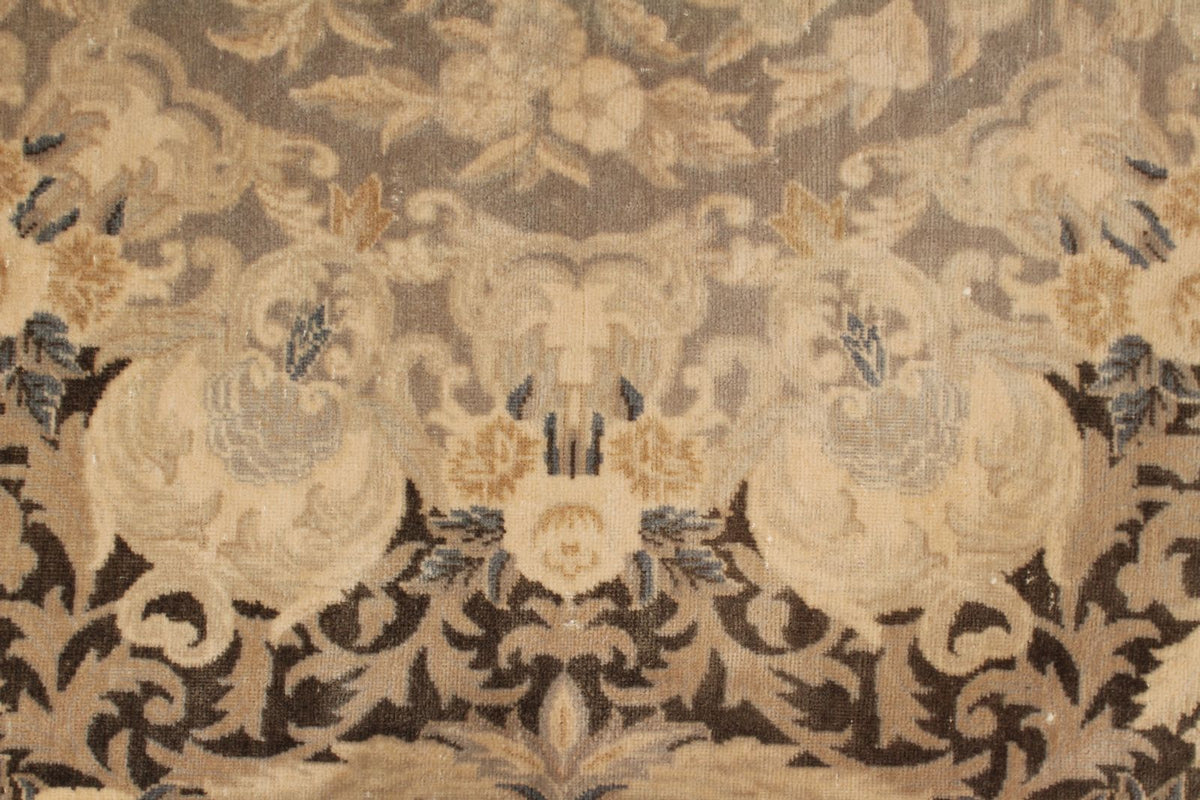 6x6 Dark Brown and Brown Traditional Rug