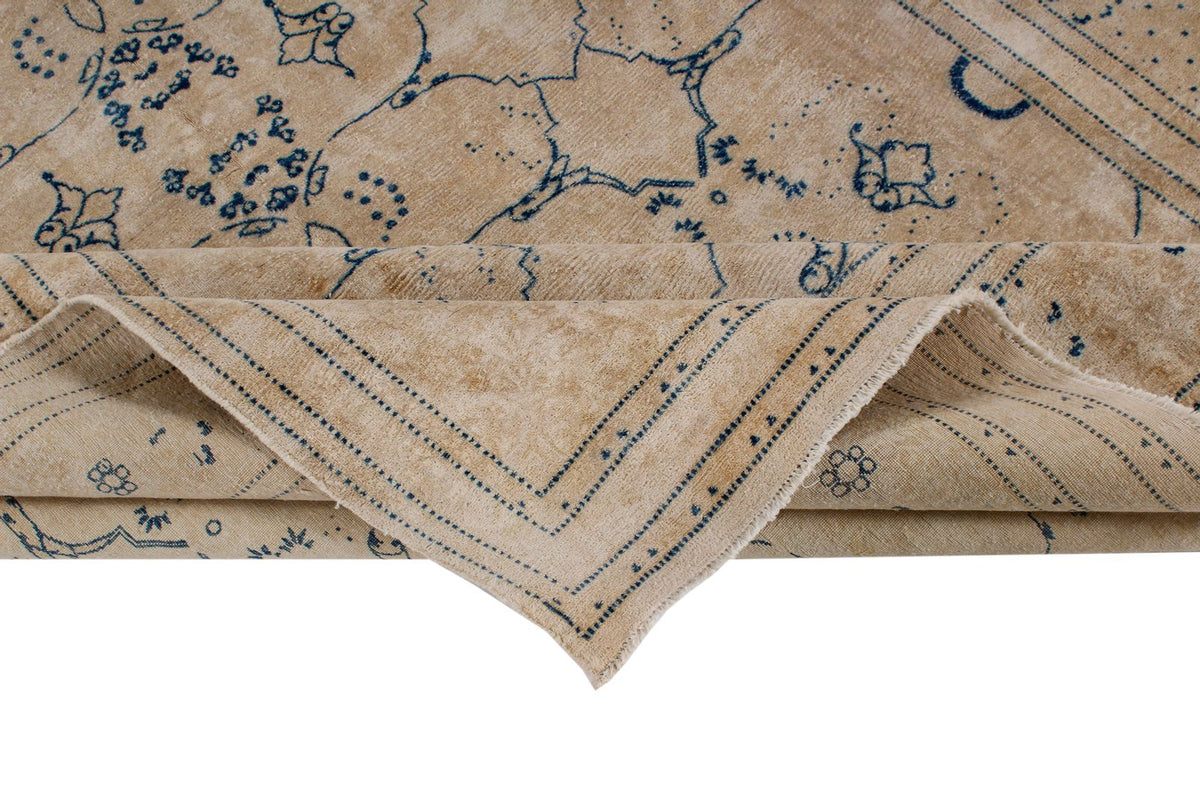6x9 Beige and Blue Persian Traditional Rug