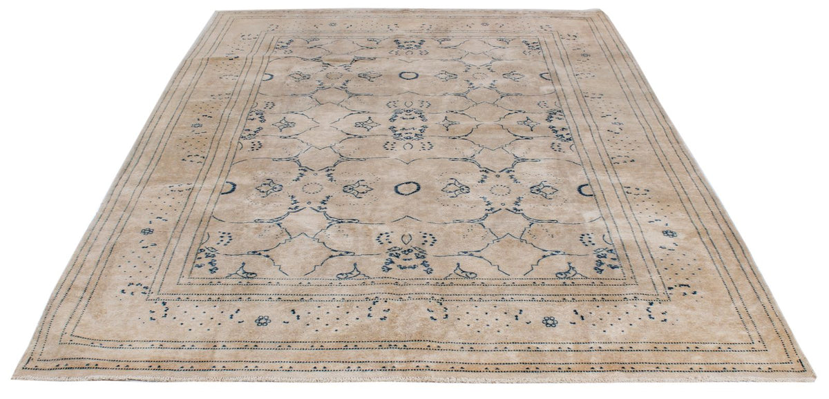6x9 Beige and Blue Persian Traditional Rug