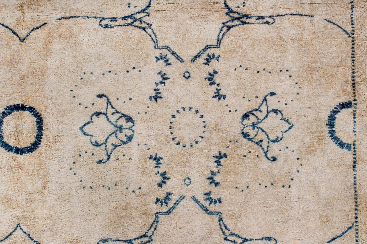 6x9 Beige and Blue Persian Traditional Rug