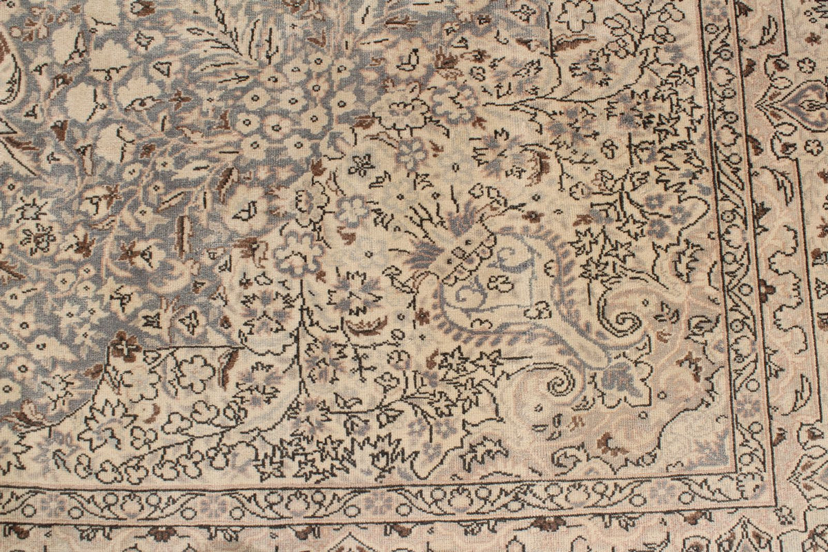 9x12 Brown and Beige Traditional Rug