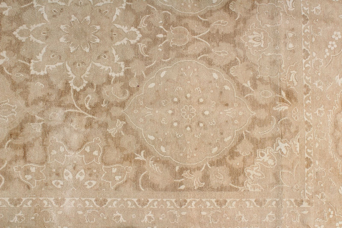 8x10 Beige and Brown Turkish Oushak Rug