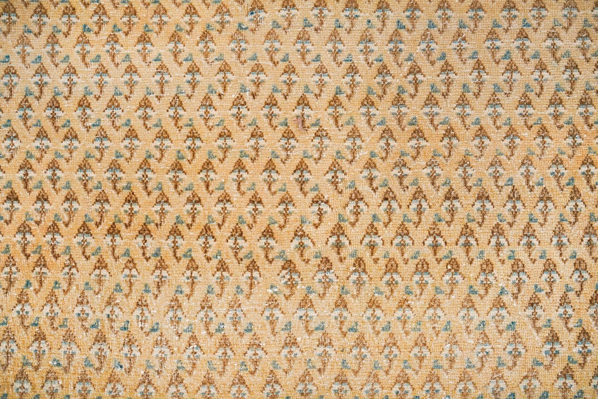 8x10 Brown and Beige Persian Rug