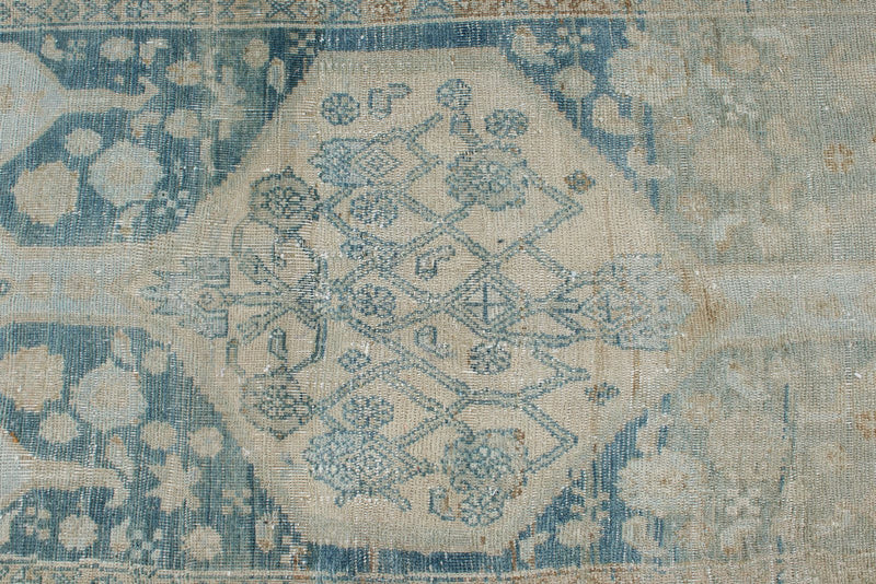 5x8 Beige and Navy Persian Rug