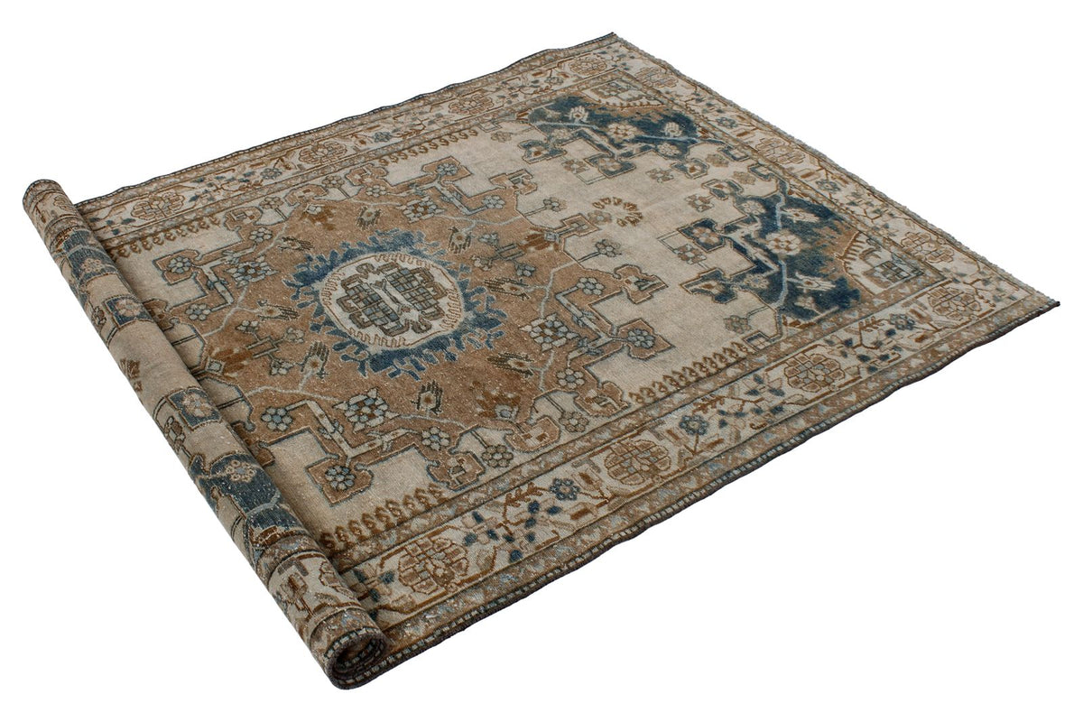 4x7 Beige and Blue Persian Rug