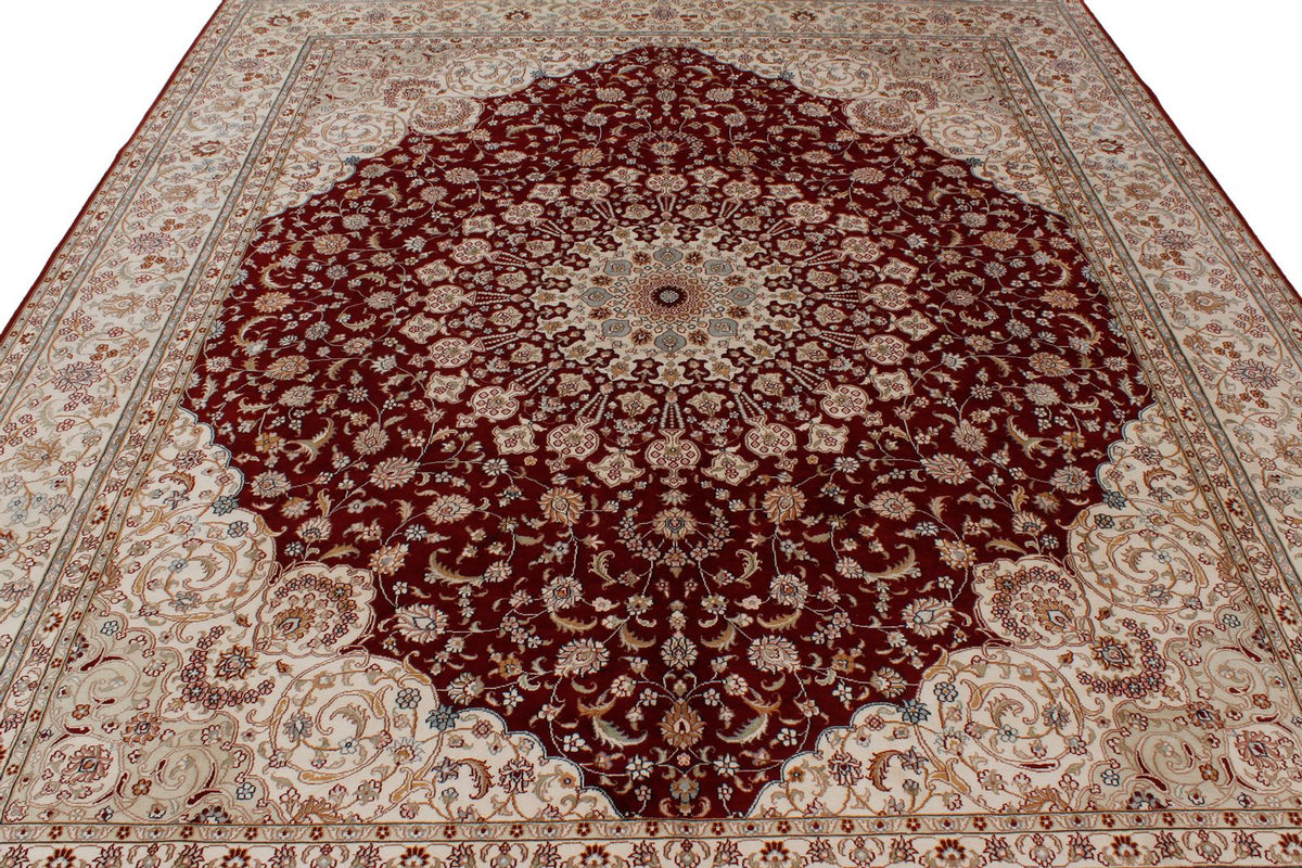 8x10 Red and Ivory Turkish Silk Rug