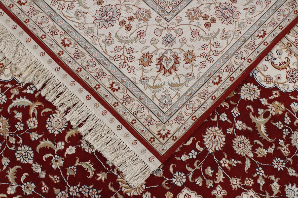 8x10 Red and Ivory Turkish Silk Rug