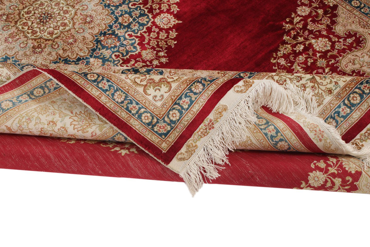 6x8 Red and Ivory Turkish Silk Rug