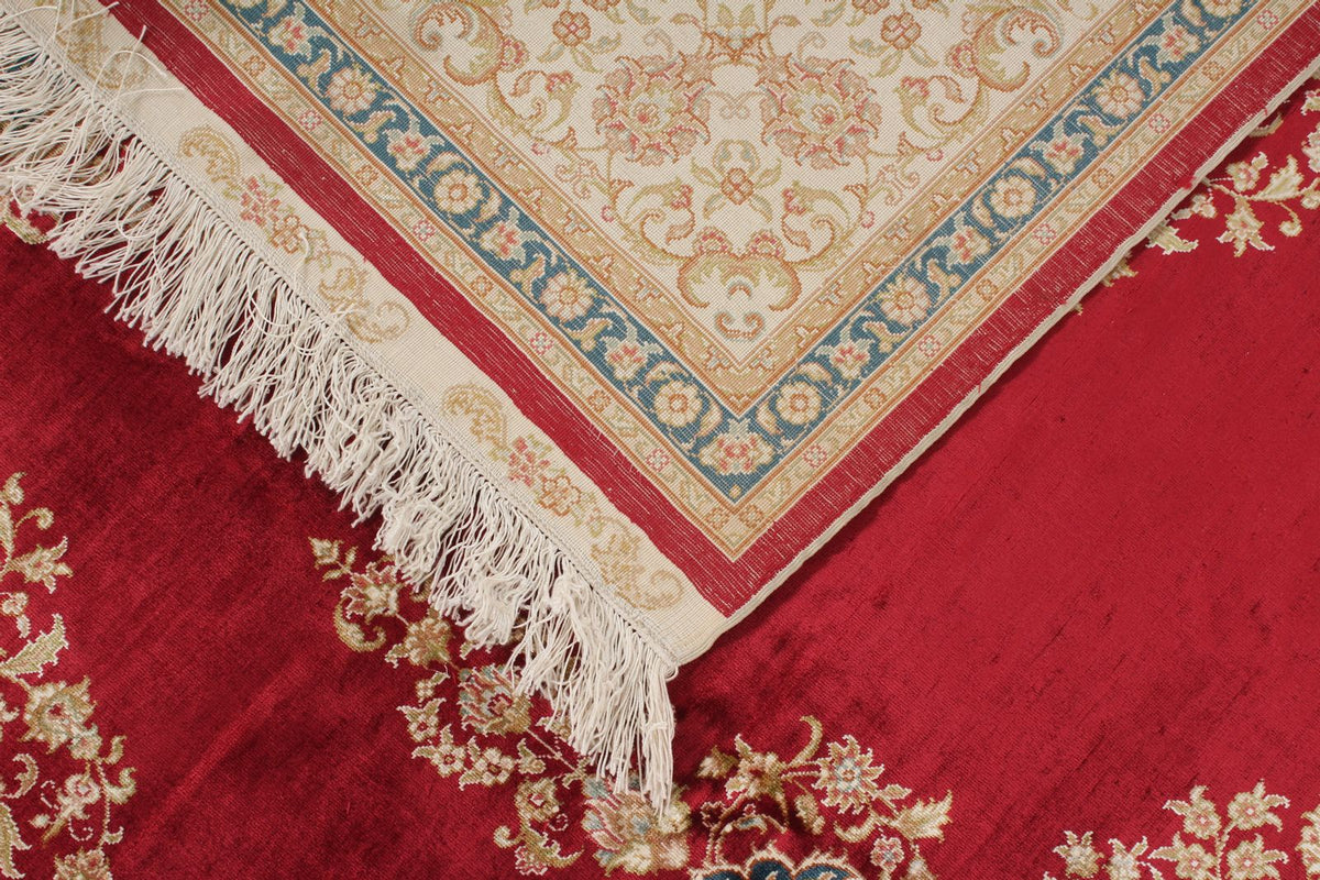 6x8 Red and Ivory Turkish Silk Rug