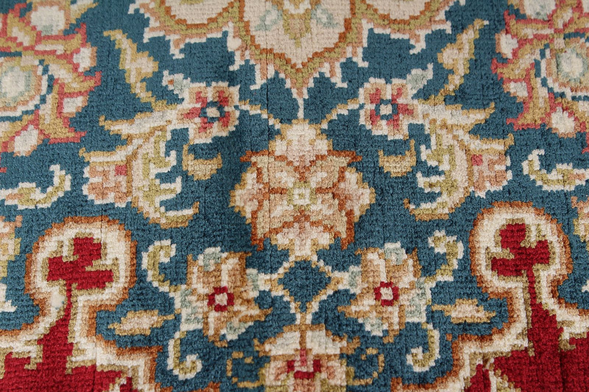 6x8 Red and Ivory Turkish Silk Rug