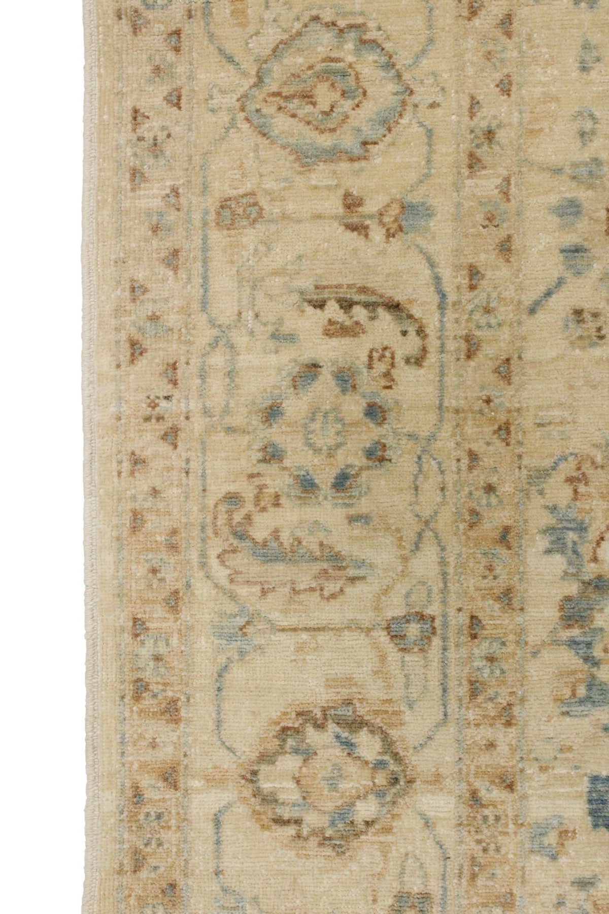 5x8 Blue and Ivory Traditional Rug