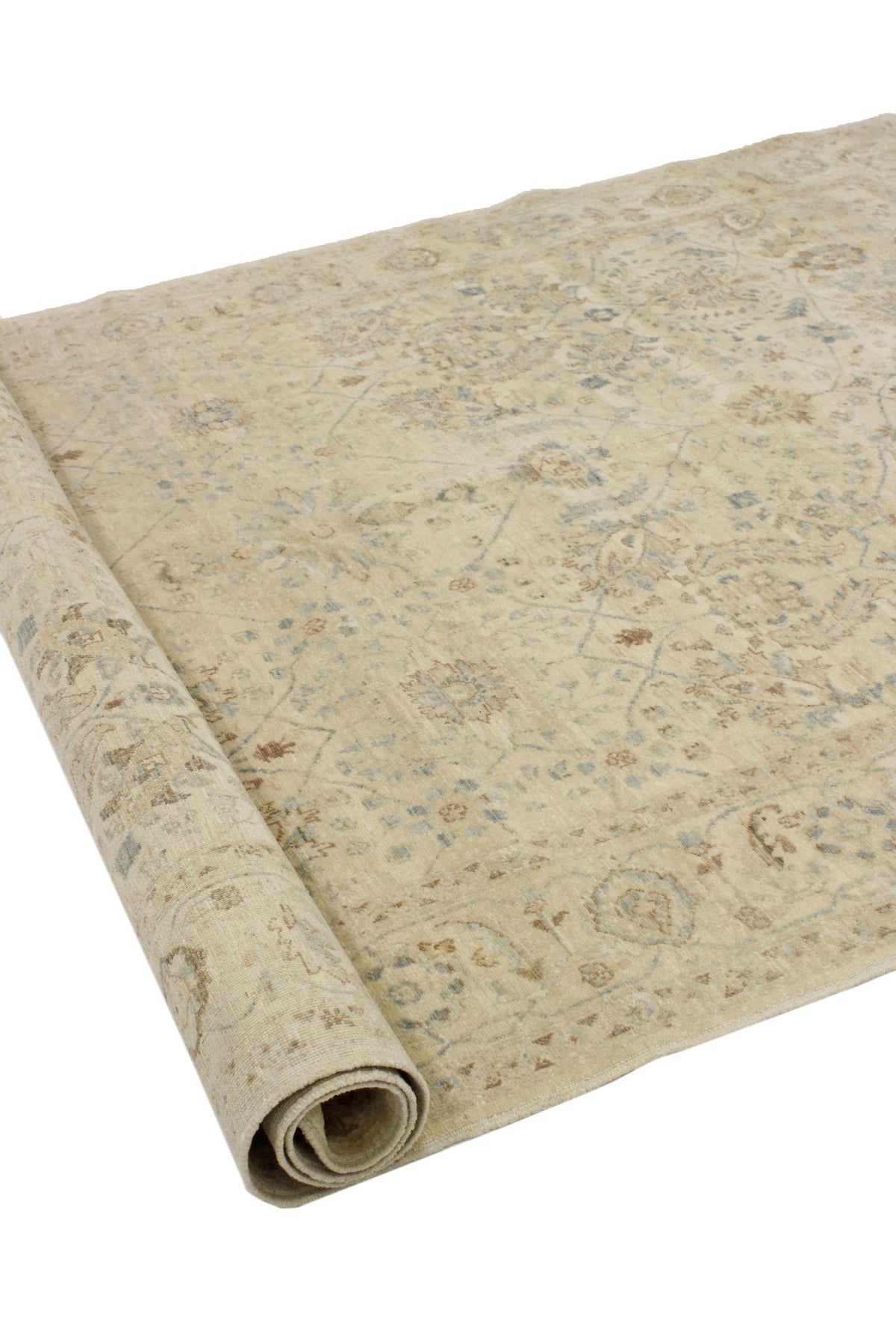 5x8 Blue and Ivory Traditional Rug